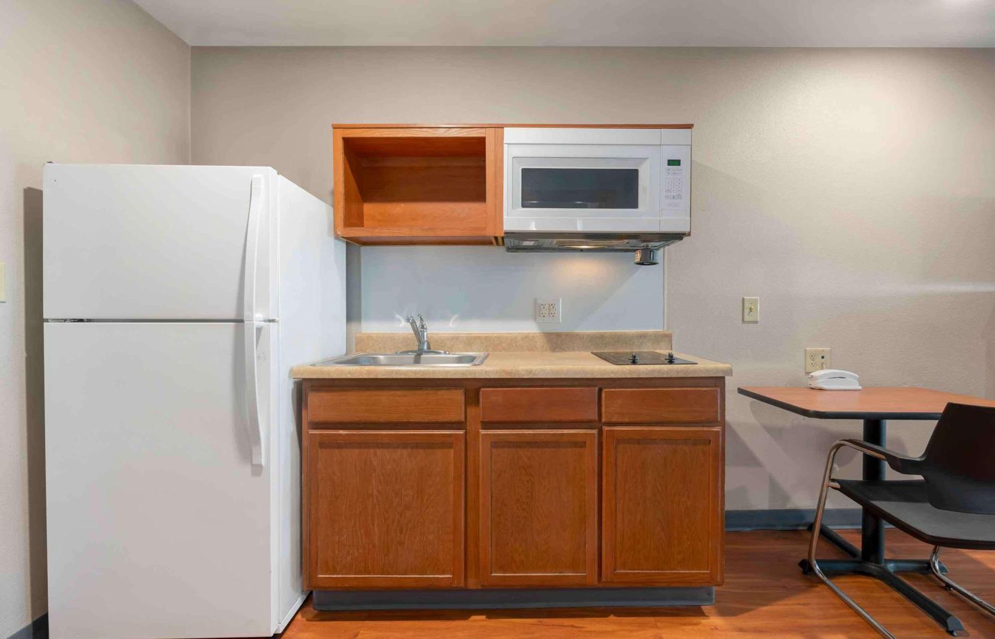 Extended Stay America Select Suites - Jacksonville - North Exterior photo