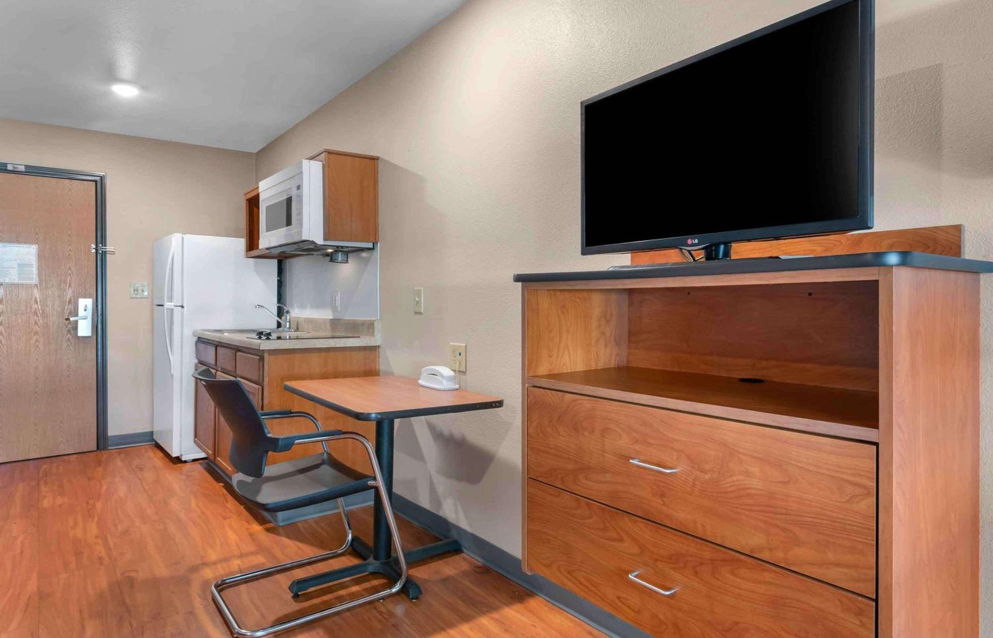 Extended Stay America Select Suites - Jacksonville - North Exterior photo